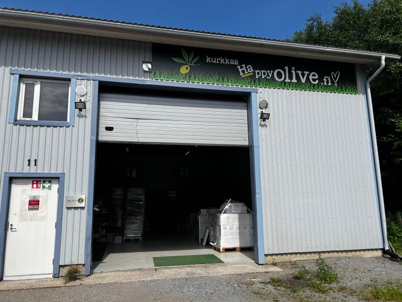 Småodlarens färska olivolja fås från tidig skörd (Early Harvest)